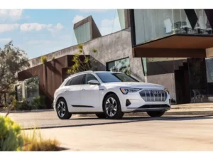 أودي E ترون 2023