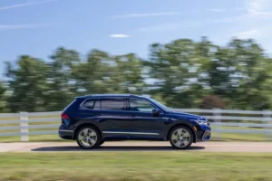 جانب فولكس فاجن تيجوان 2023