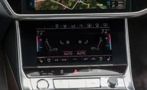 شاشة أودي A6 2023