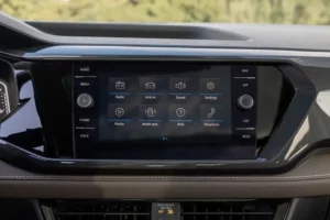 شاشة فولكس فاجن تاوس 2023