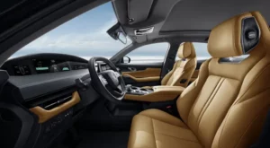 مقاعد شانجان UNI-K 2023 الأمامية