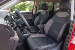 مقاعد فولكس فاجن تاوس 2023 الأمامية