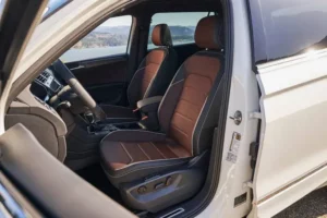 مقاعد فولكس فاجن تيجوان 2023 الأمامية