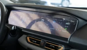 شاشة دونج فينج E70 برو 2023