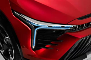 مصابيح بيستون B70S 2023