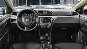 مقصورة سوزوكي سياز 2023