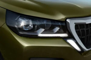 مصابيح بيجو لاند تريك 2023