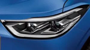 مصابيح ماكسيس D90 2023 الأمامية