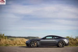 جانب أستون مارتن DBS سوبرليجرا 2023