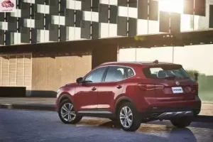 خلفية إم جي HS 2023