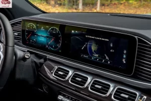 شاشة مرسيدس بنز GLE كلاس 2023