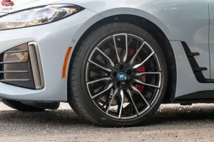 عجلة بي إم دبليو I4 2023