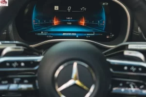 قمرة قيادة مرسيدس بنز SL كلاس 2023