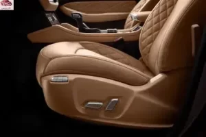 مقاعد ام جي RX8 2023