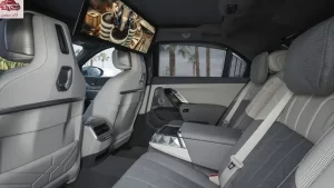 مقاعد بي إم دبليو I7 2023