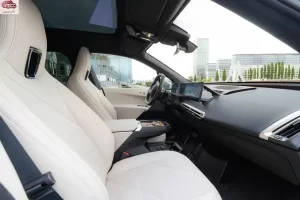 مقاعد بي إم دبليو IX 2023 الأمامية