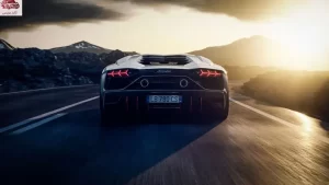 خلفية لامبورجيني أفانتادور 2023