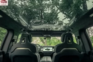 سقف ريفيان R1S 2023