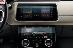 شاشة لاند روفر رينج روفر فيلار 2023