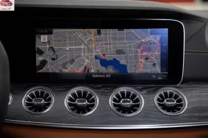 شاشة مرسيدس بنز GT 2023