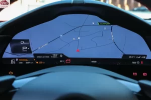 قمرة قيادة فيراري روما 2023