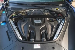 محرك بورش باناميرا 2023