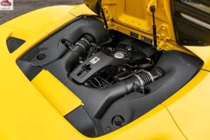 محرك فيراري F8 2023