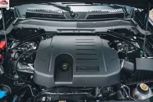 محرك لاند روفر ديفندر 2023