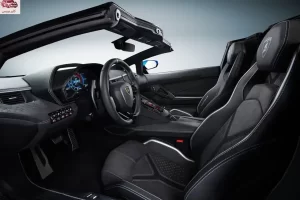 مقاعد لامبورجيني أفانتادور 2023