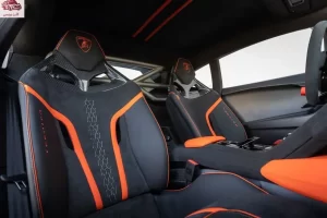 مقاعد لامبورجيني هوراكان 2023