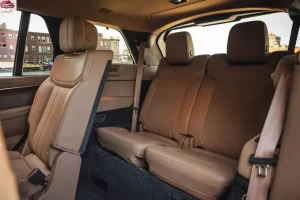 مقاعد لاند روفر رينج روفر 2023 الصف الثالث