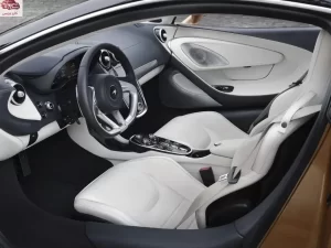 مقاعد ماكلارين GT 2023