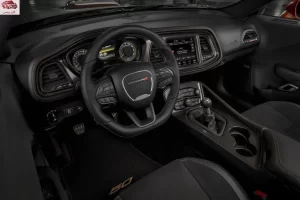 مقصورة دودج تشالنجر 2023