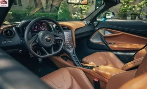 مقصورة ماكلارين 720S 2023