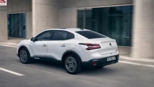 جانب ستروين C4X 2023