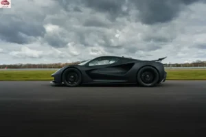 جانب لوتس إيفايا 2023