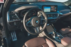 عجلة قيادة بي إم دبليو X3 2023