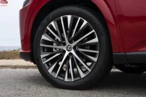 عجلة لكزس RX هايبرد 2023