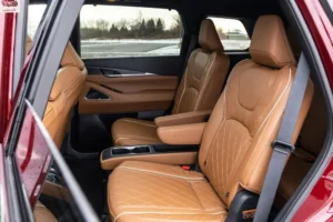 مقاعد انفينيتي QX60 2023 الصف الثاني