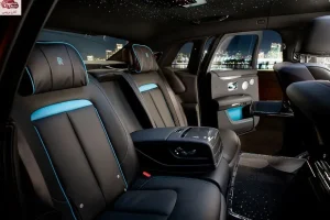 مقاعد رولز رويس جوست 2023 الخلفية