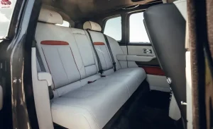 مقاعد رولز رويس كولينان 2023 الخلفية