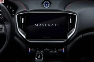 شاشة مازيراتي جيبلي 2023