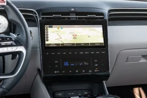 شاشة هيونداي توسان 2024