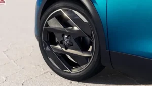 عجلة بيجو 408 2024