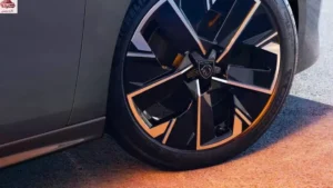 عجلة بيجو 508 2024