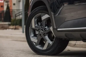 عجلة هيونداي فينيو 2024