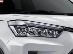 مصابيح تويوتا رايز 2024 الأمامية