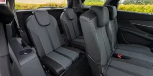 مقاعد بيجو 5008 2024