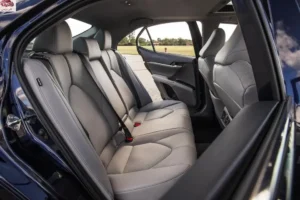 مقاعد تويوتا كامري 2024 الخلفية