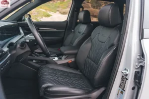 مقاعد كيا تيلورايد 2024 الأمامية